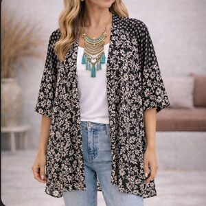 Amuse Society Floral Knit Kimono Cover Up Cardigan Black / White